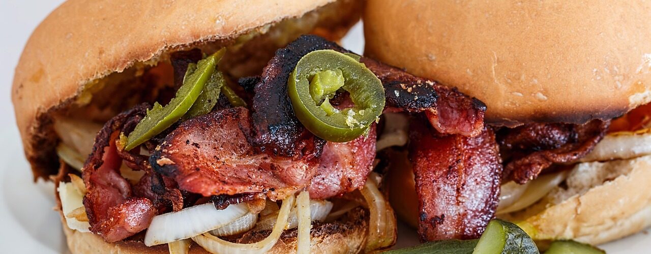 Image de burger par Steve Buissinne de Pixabay